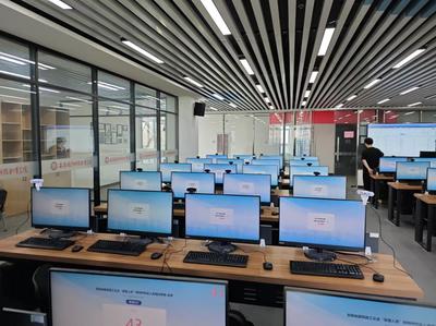 信息技術(shù)學院成功承接安徽省建筑施工企業(yè)“安管人員”和特種作業(yè)人員計算機信息技術(shù)咨詢服務(wù)