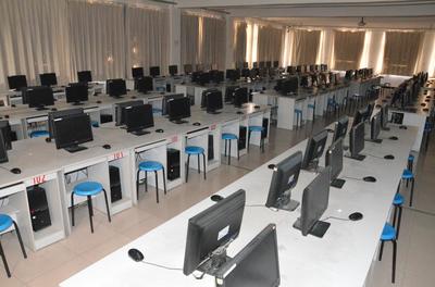 計算機房的統(tǒng)一管理與信息技術(shù)咨詢服務(wù)